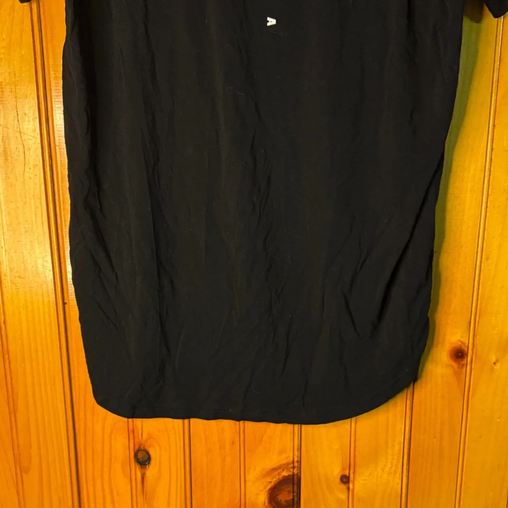 YoungLA Classic Black Tee - Picture 7 of 9